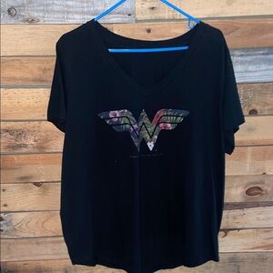 Black Graphic V-Neck Women Top